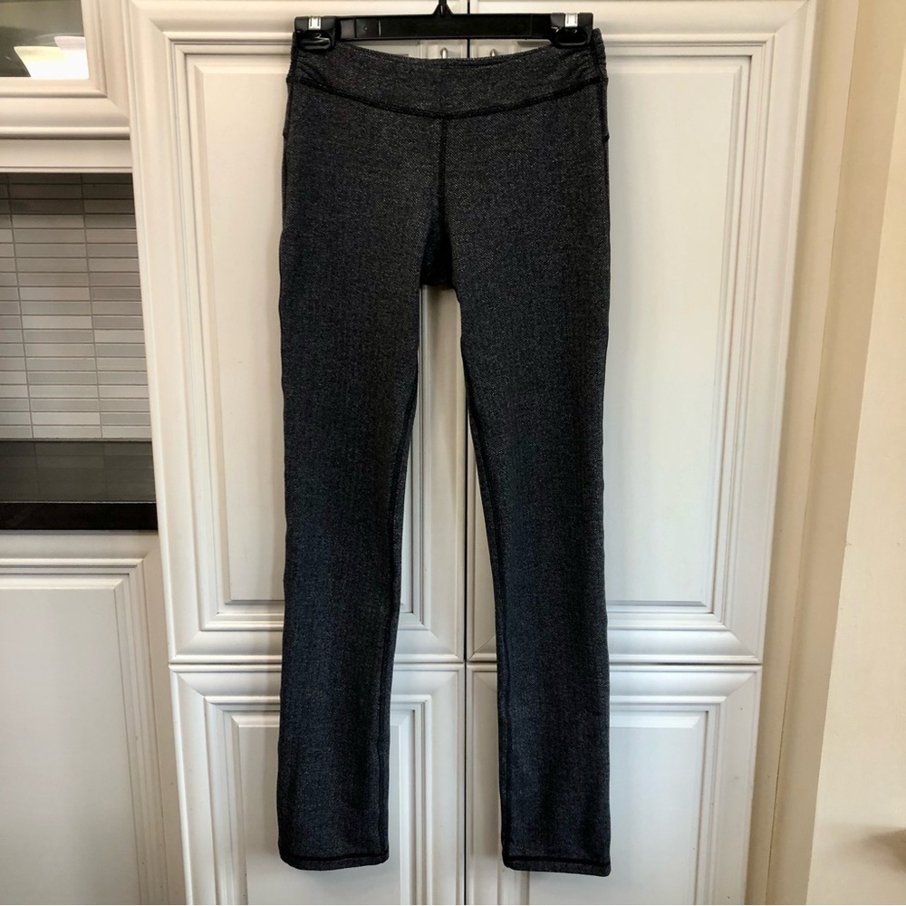 Ivivva by Lululemon girls herringbone pants 🍋